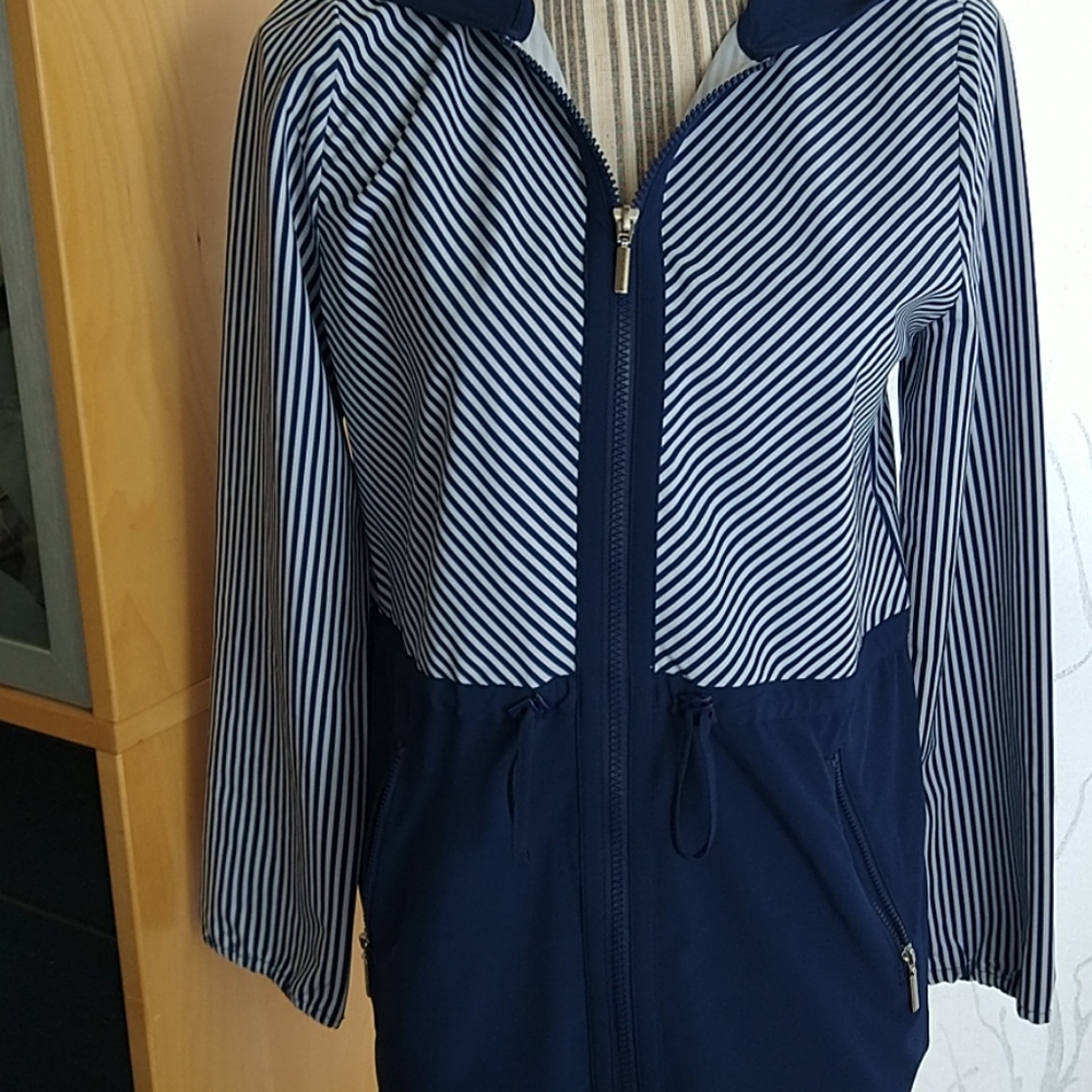 SOLD!!! Chico's zenergy stripe anorak jacket